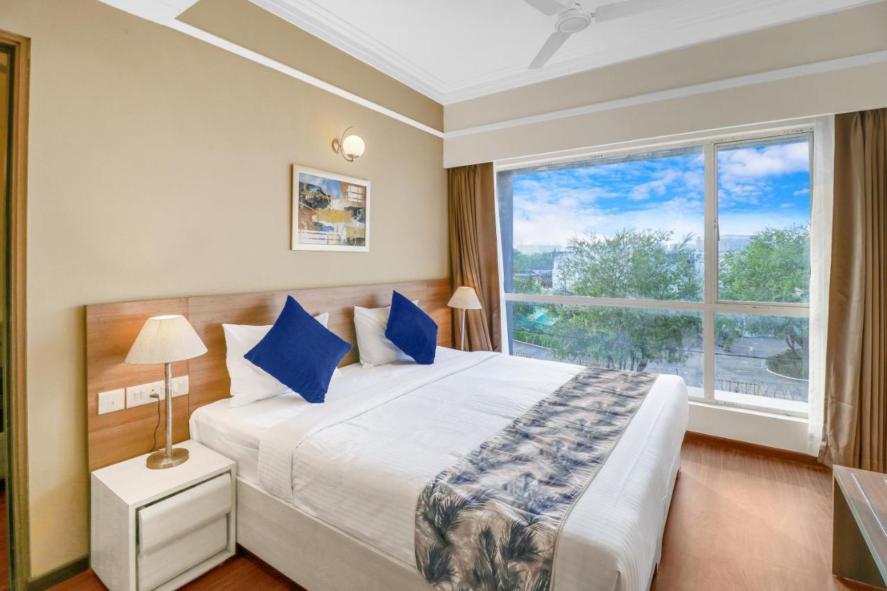 Starlit Suites Newtown Calcutta Extérieur photo