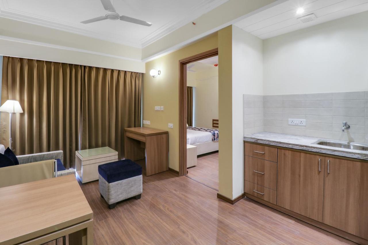 Starlit Suites Newtown Calcutta Extérieur photo