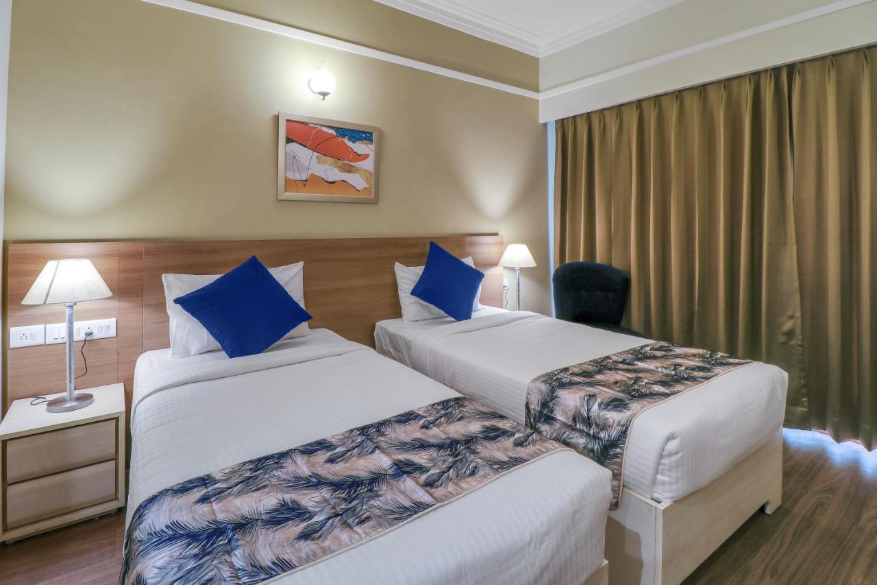 Starlit Suites Newtown Calcutta Extérieur photo