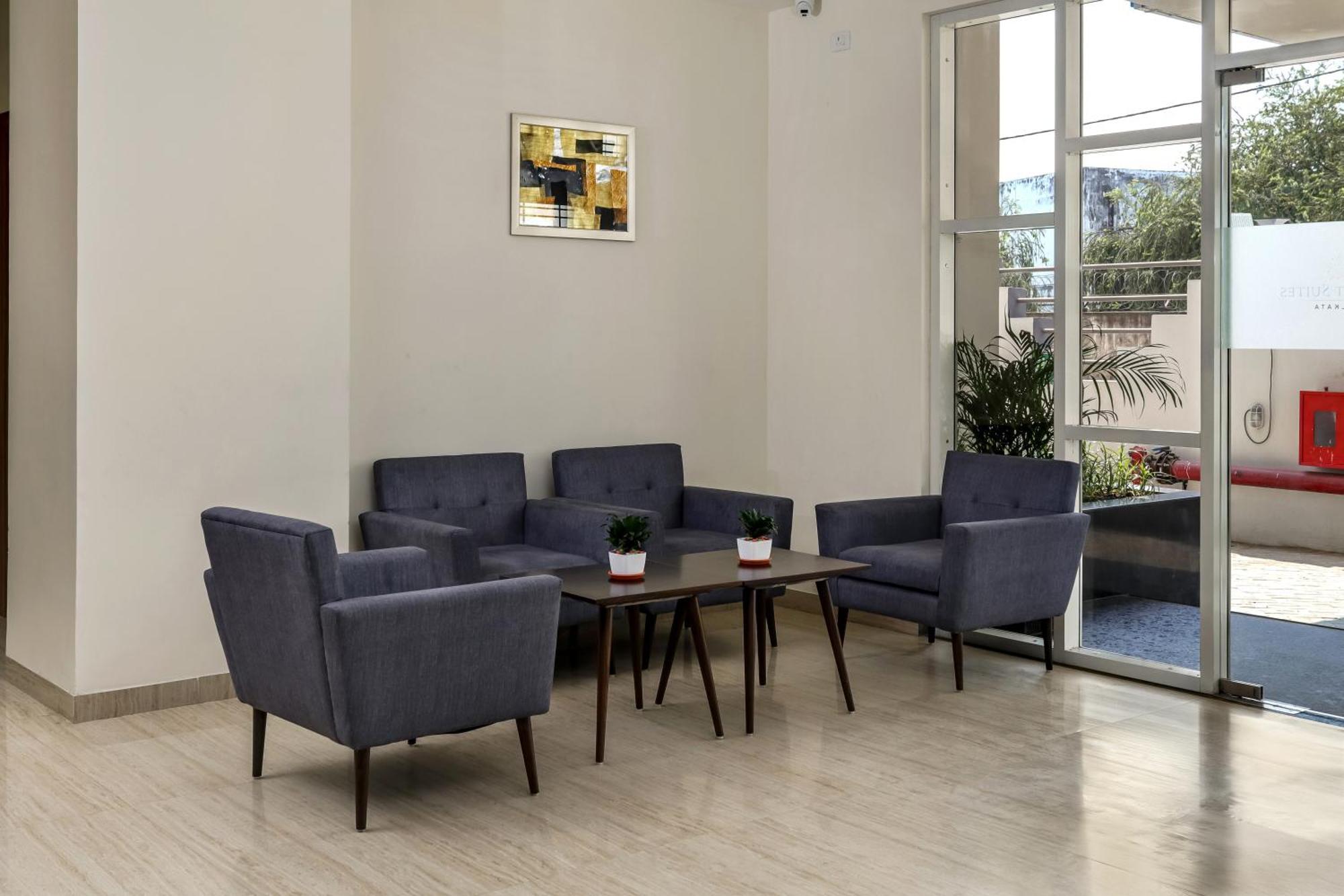 Starlit Suites Newtown Calcutta Extérieur photo